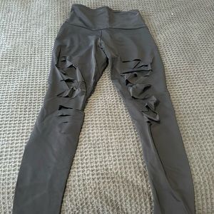 Onzie black leggings